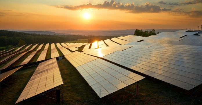 fca538e33ec0d28be2402eecc23f1215 مزرعه خورشیدی